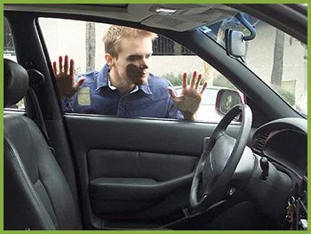 Central Lock Key Store Milwaukee, WI 414-885-3477 - 19-car-lock-out